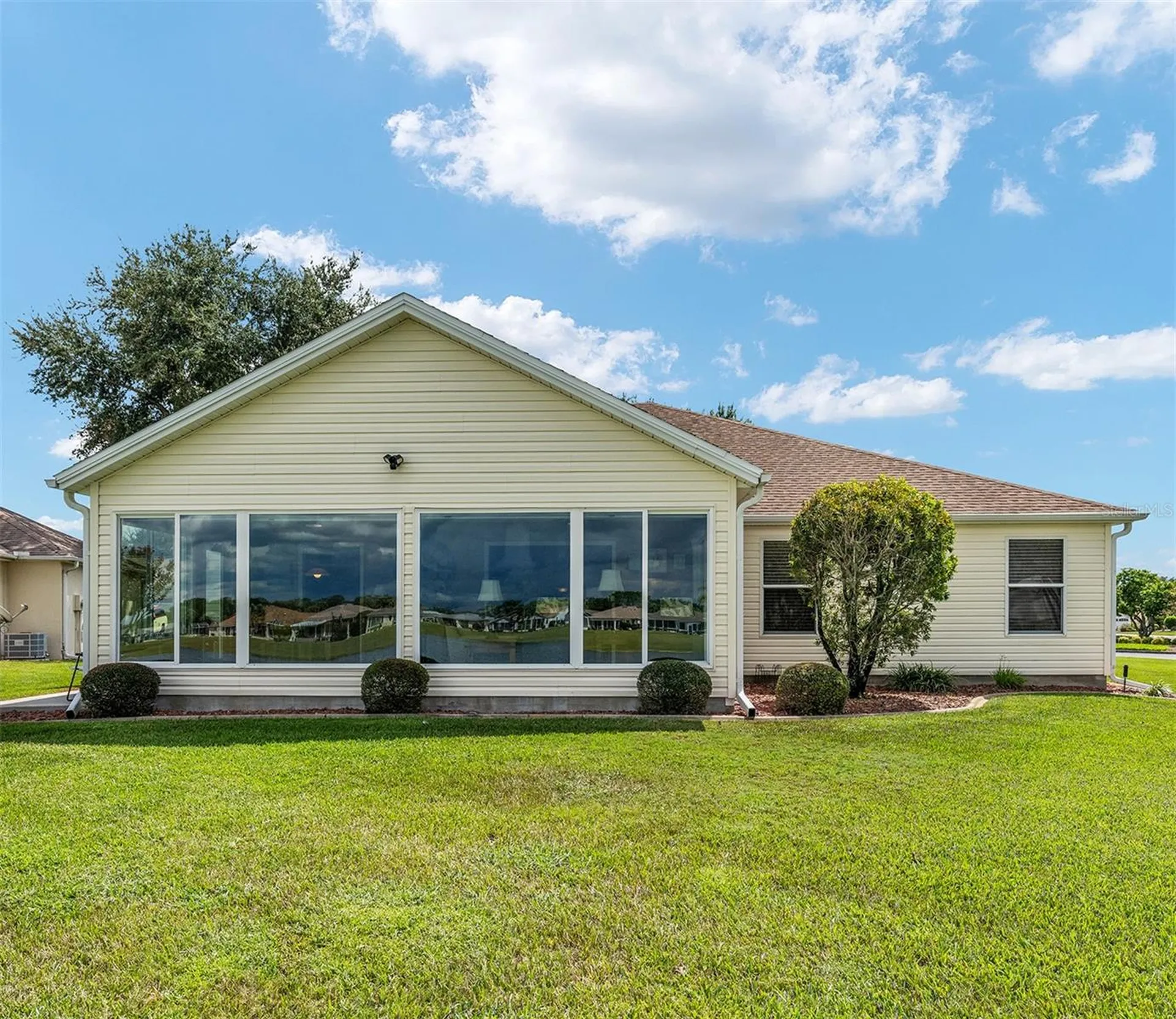 2054 Palo Alto Avenue The Villages FL 32159
