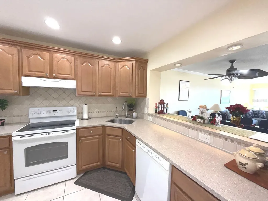 100 Bluff View Drive Belleair Bluffs FL 33770