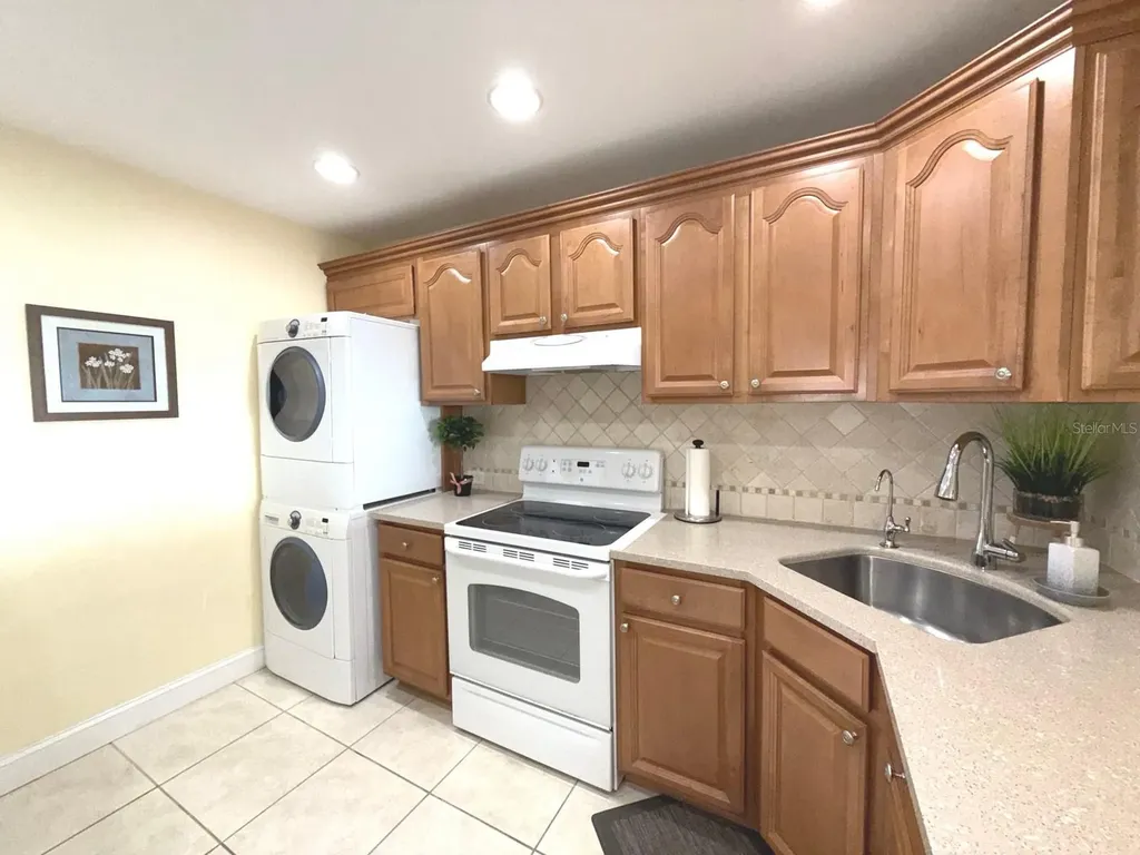 100 Bluff View Drive Belleair Bluffs FL 33770