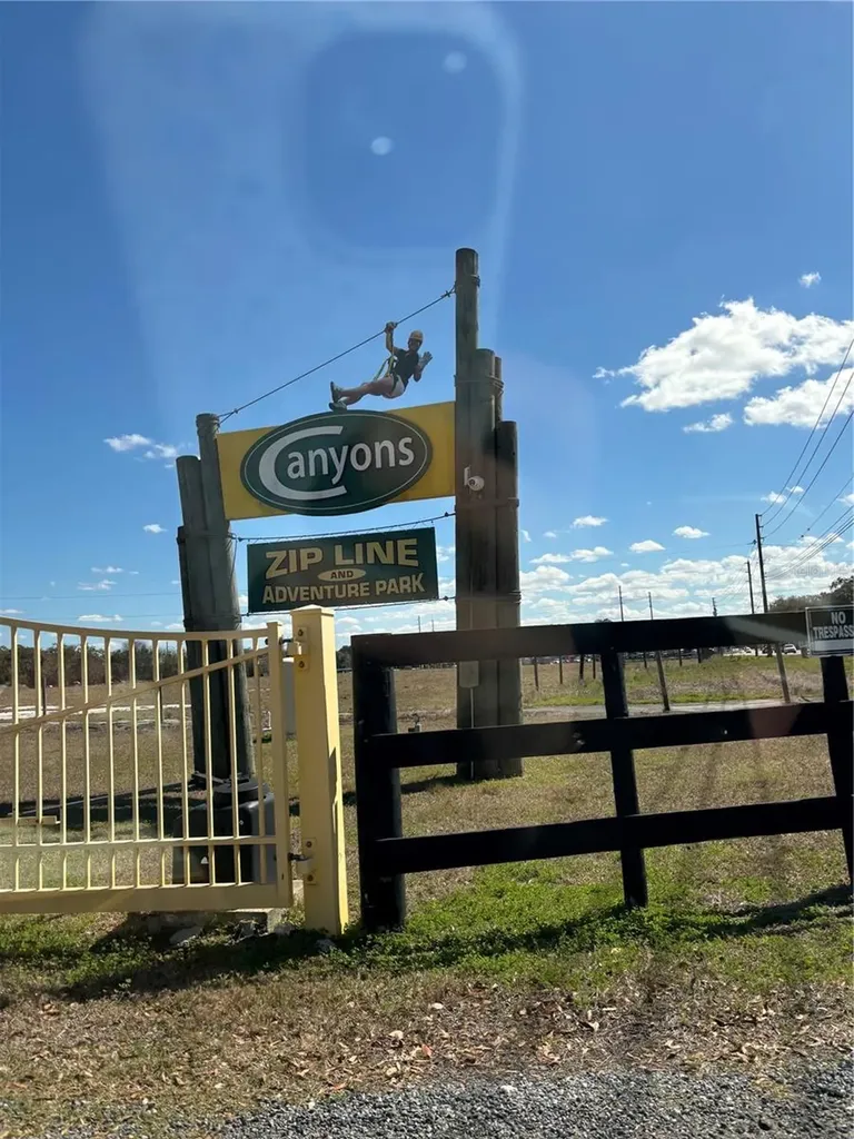 171 7th Way Interlachen FL 32148