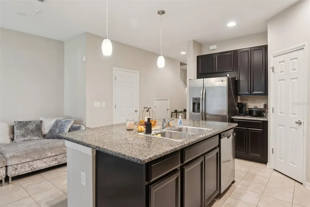 7046 Towne Lake Road Riverview FL 33578