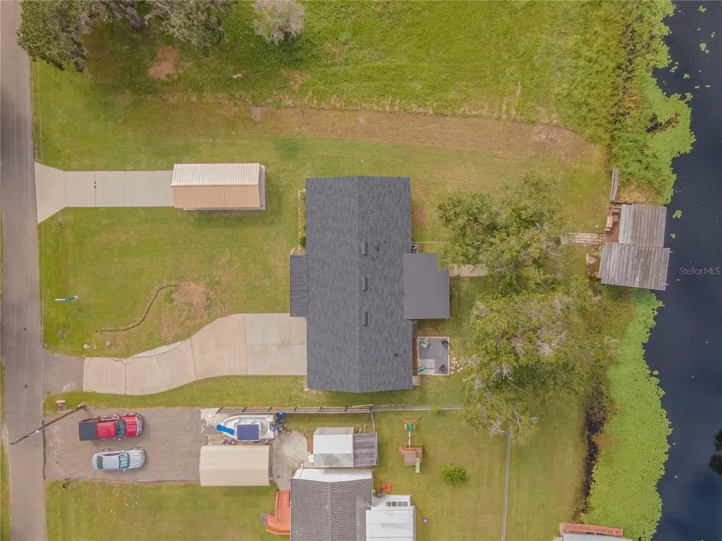 2082 Shady Lane Geneva FL 32732