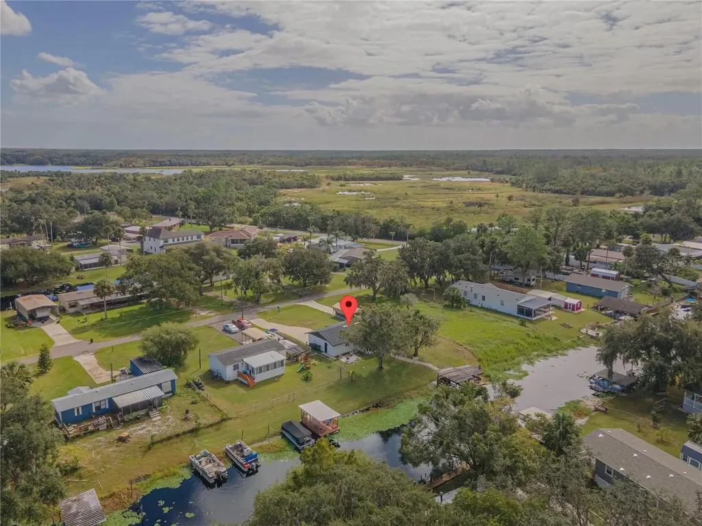2082 Shady Lane Geneva FL 32732