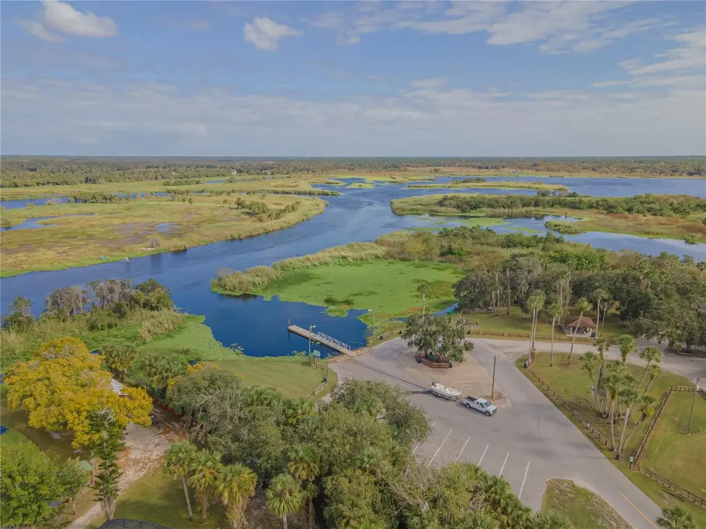 2082 Shady Lane Geneva FL 32732