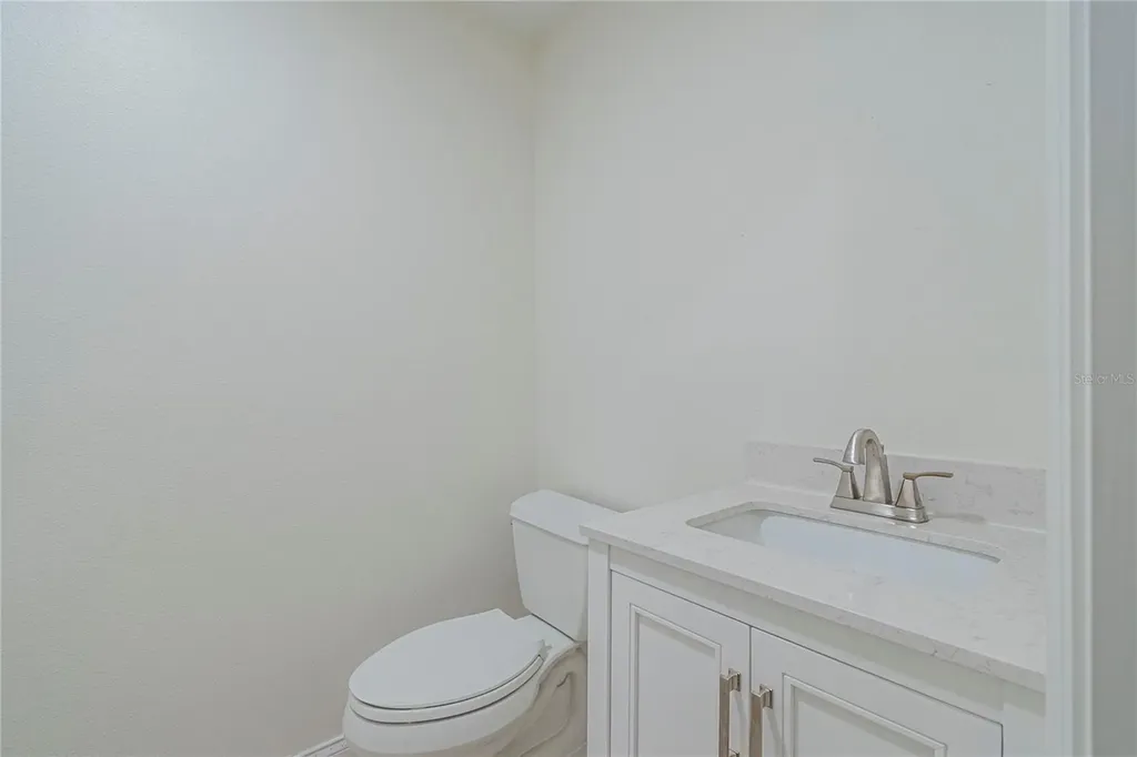 2082 Shady Lane Geneva FL 32732