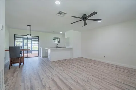 2082 Shady Lane Geneva FL 32732