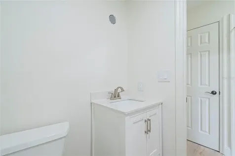 2082 Shady Lane Geneva FL 32732