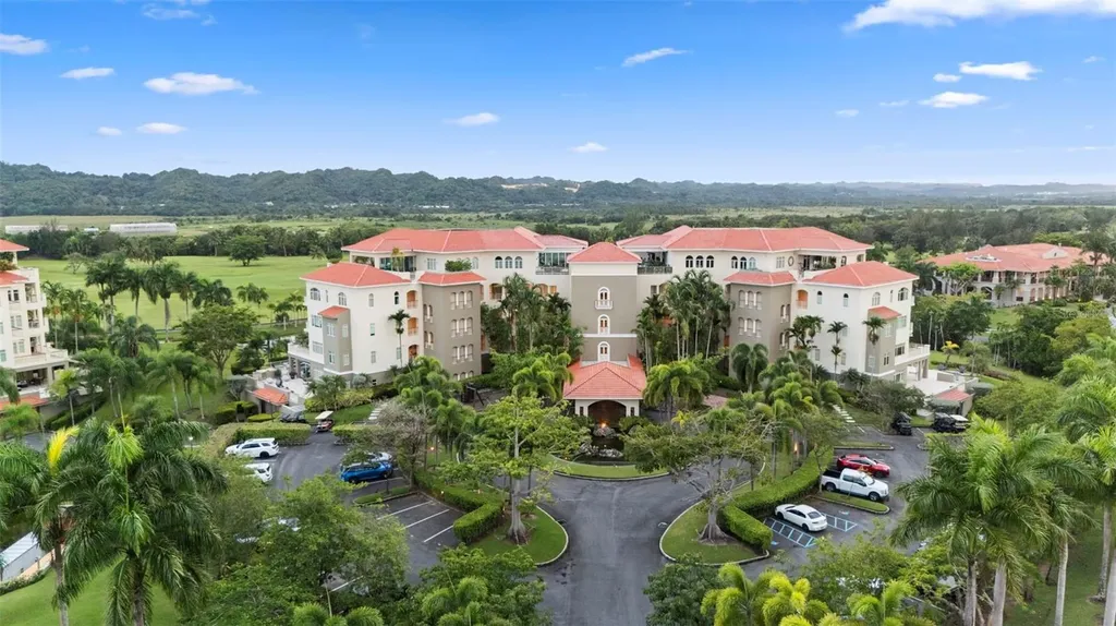 Carr. 693 Km.10 Hm 7 Plantation Village Drive Dorado PR 00646