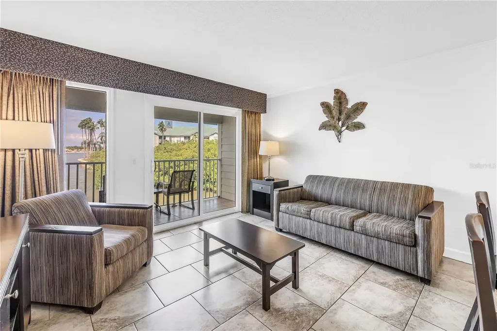 2506 N Rocky Point Drive Tampa FL 33607