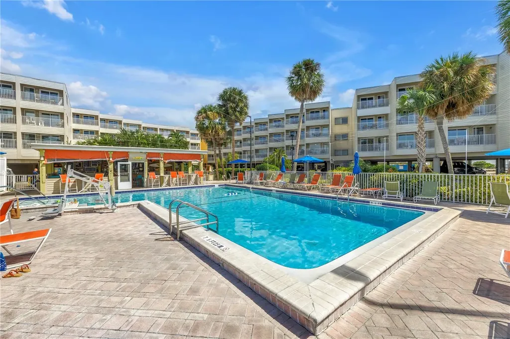 2506 N Rocky Point Drive Tampa FL 33607