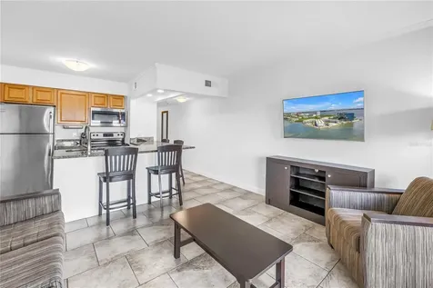 2506 N Rocky Point Drive Tampa FL 33607