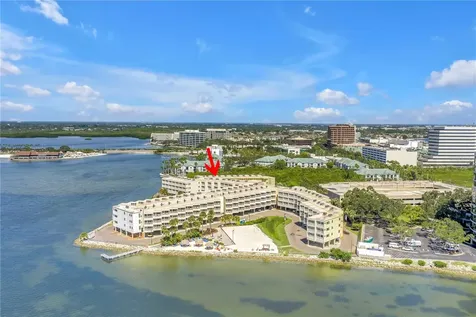 2506 N Rocky Point Drive Tampa FL 33607
