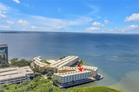 2506 N Rocky Point Drive Tampa FL 33607