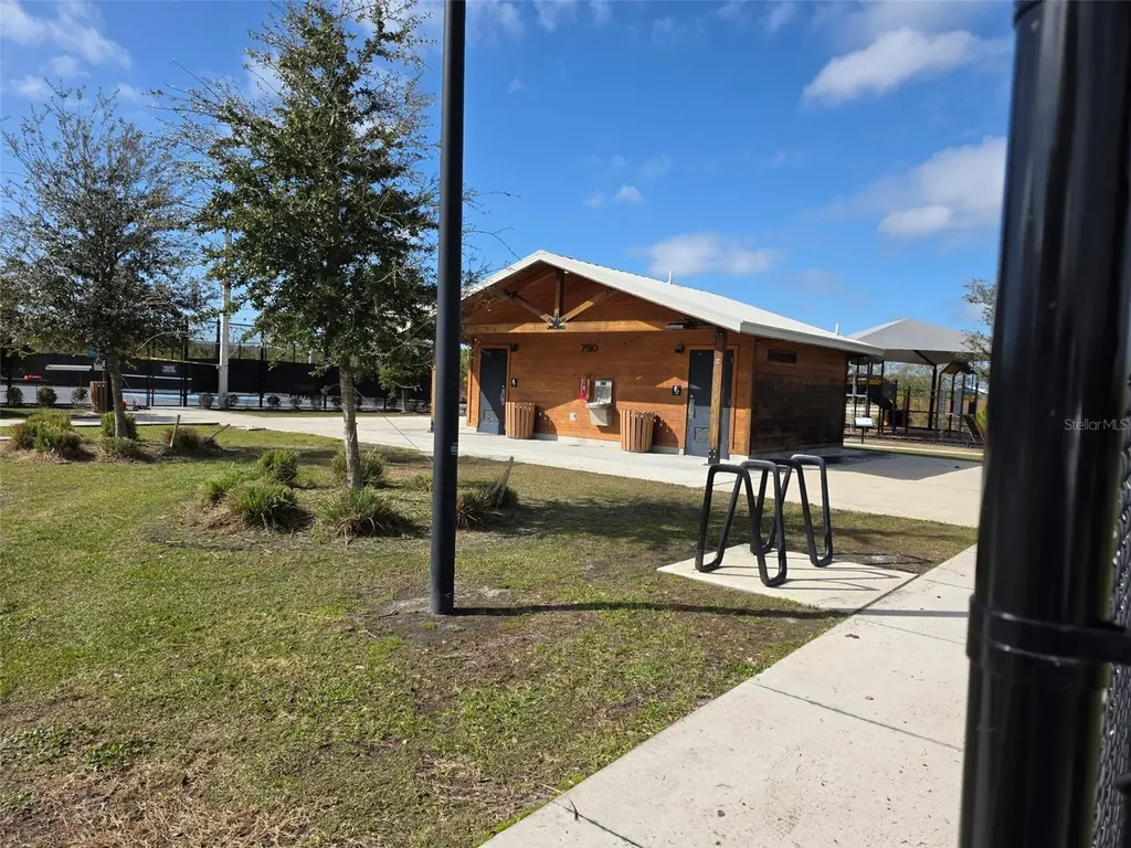3419 74th Avenue Circle E Sarasota FL 34243