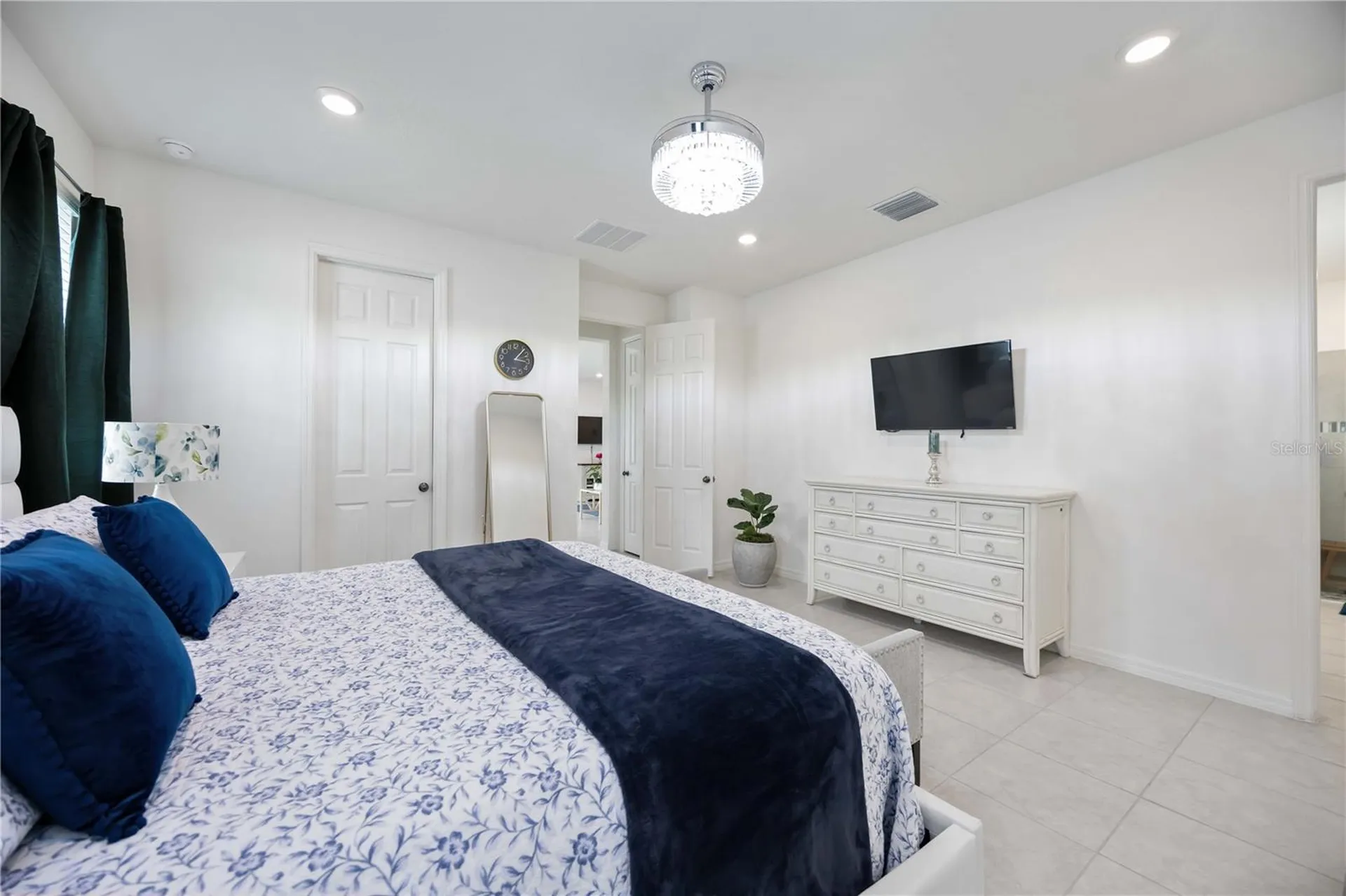 3419 74th Avenue Circle E Sarasota FL 34243
