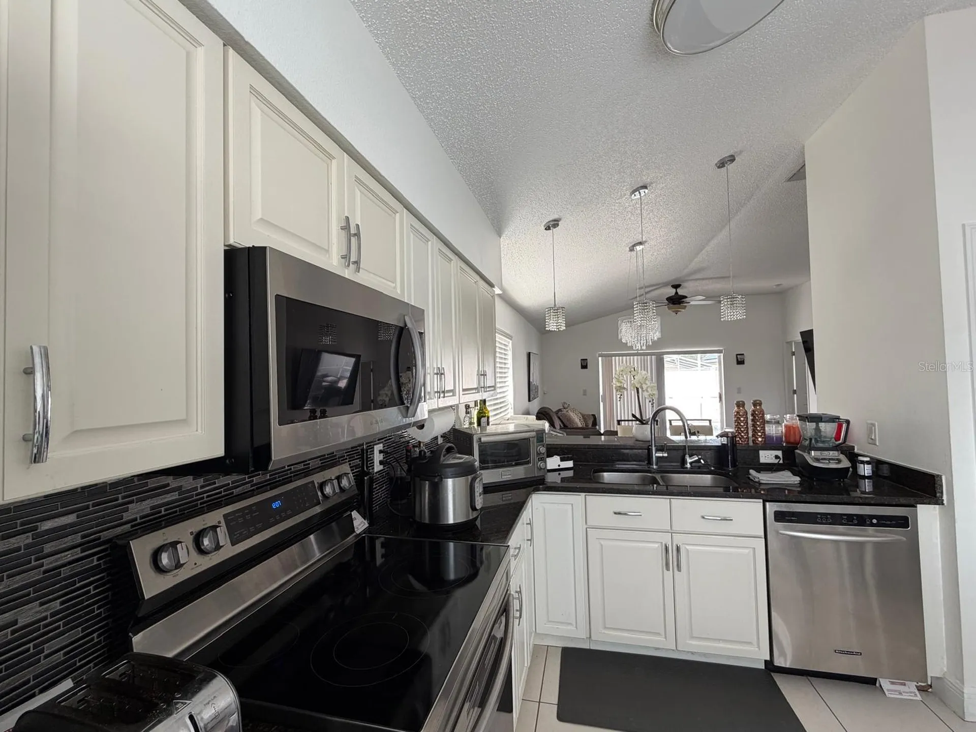 2558 E Chatman Circle Kissimmee FL 34746