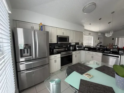 2558 E Chatman Circle Kissimmee FL 34746