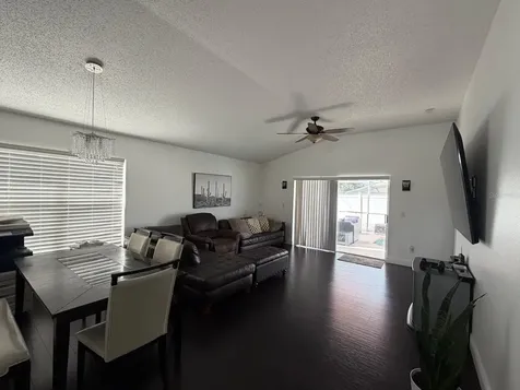 2558 E Chatman Circle Kissimmee FL 34746