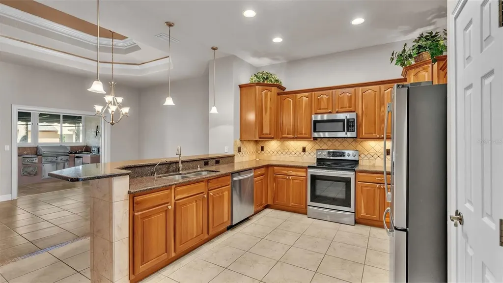 402 Cruisers Drive Polk City FL 33868