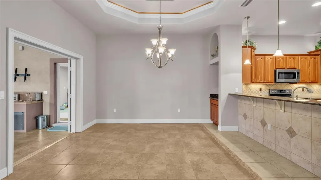 402 Cruisers Drive Polk City FL 33868