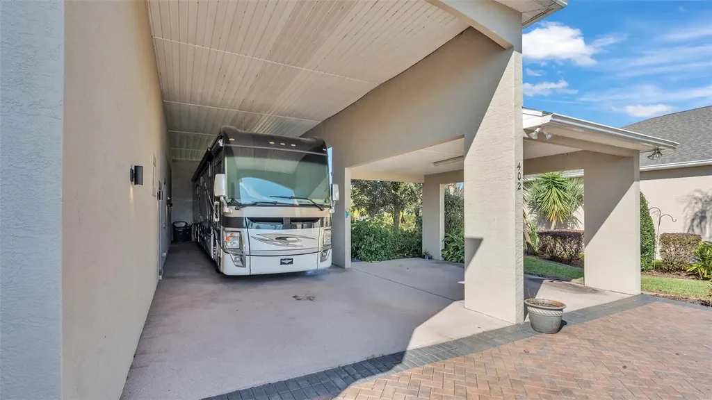 402 Cruisers Drive Polk City FL 33868