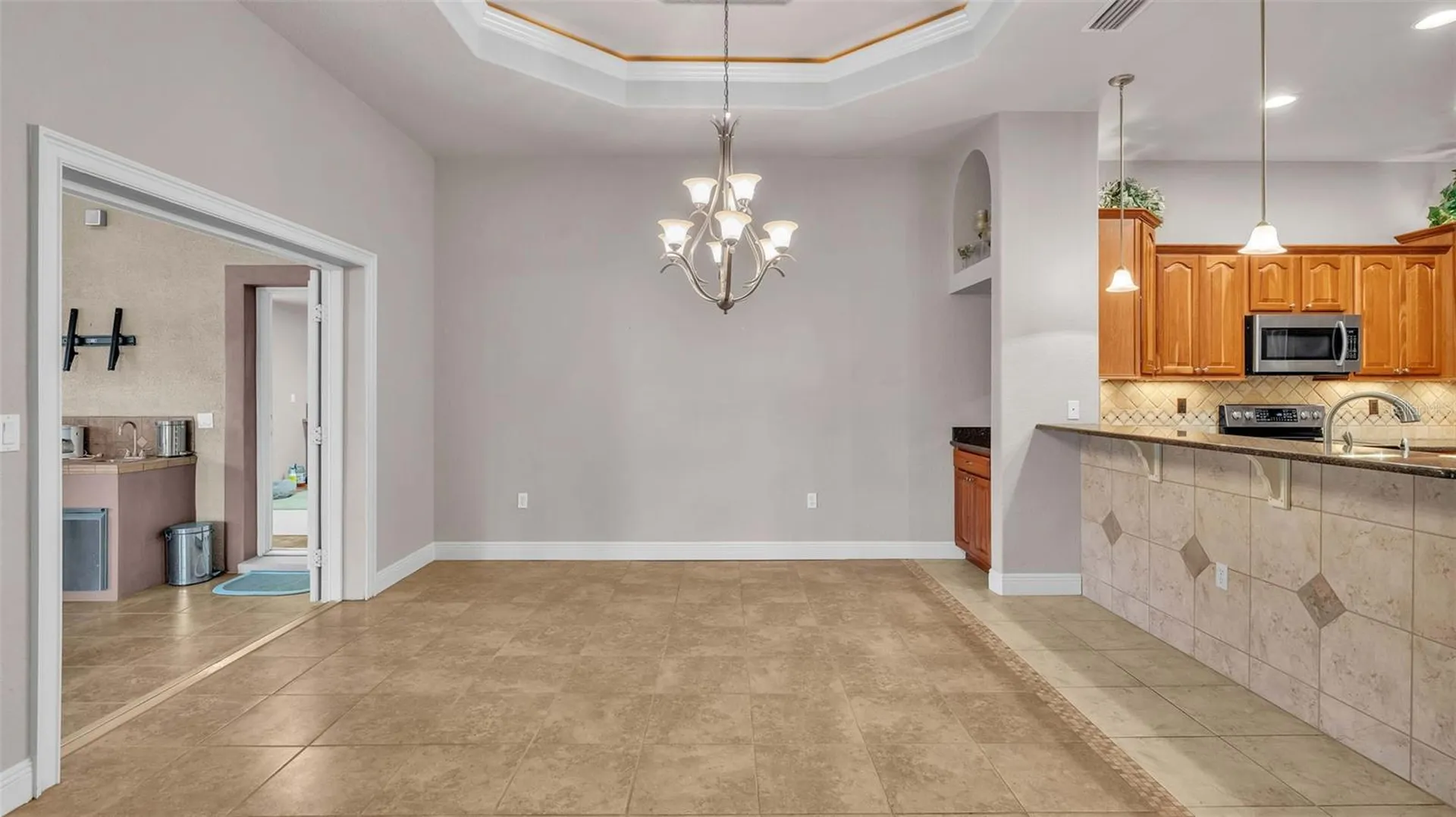 402 Cruisers Drive Polk City FL 33868