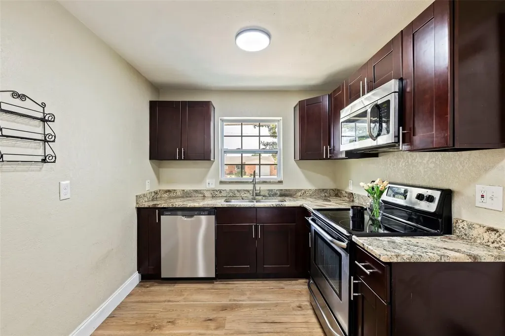3911 12th Avenue N St Petersburg FL 33713