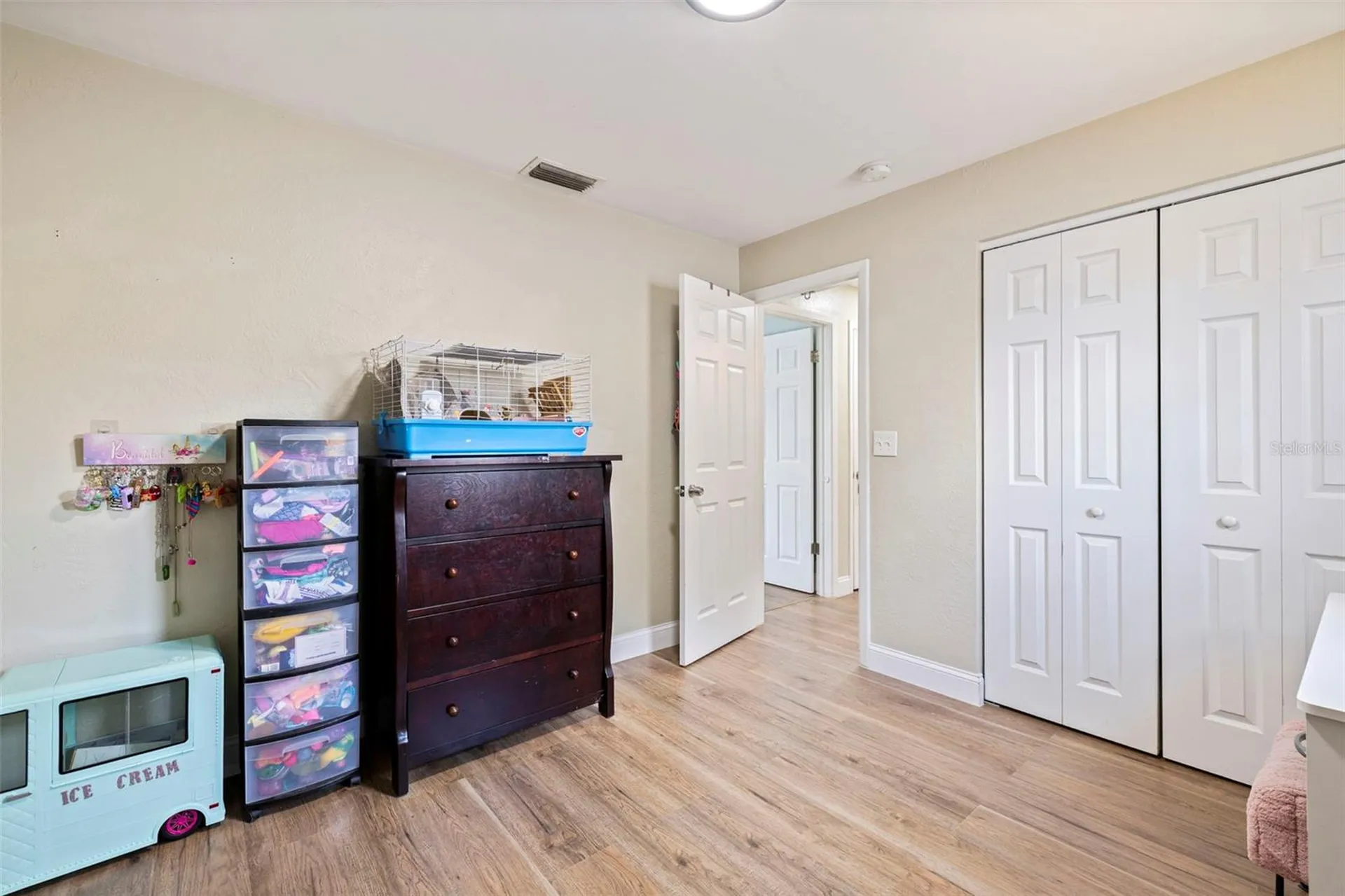 3911 12th Avenue N St Petersburg FL 33713