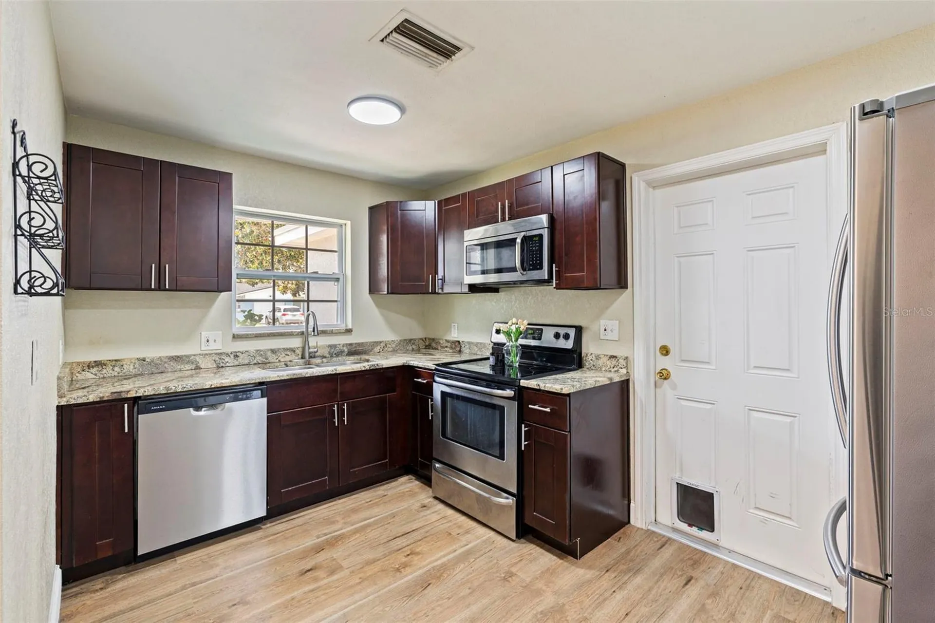 3911 12th Avenue N St Petersburg FL 33713