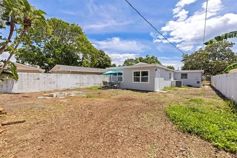 3911 12th Avenue N St Petersburg FL 33713