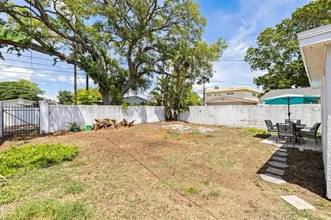 3911 12th Avenue N St Petersburg FL 33713