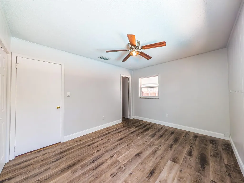 830 N Sunset Drive Mount Dora FL 32757