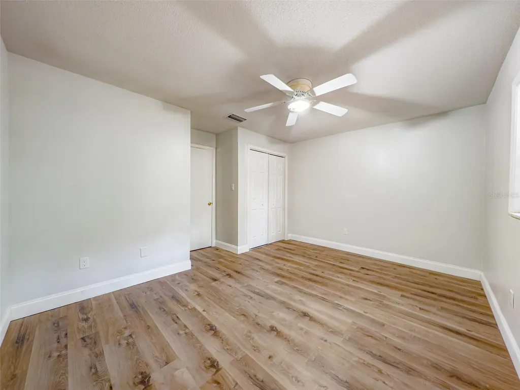 830 N Sunset Drive Mount Dora FL 32757