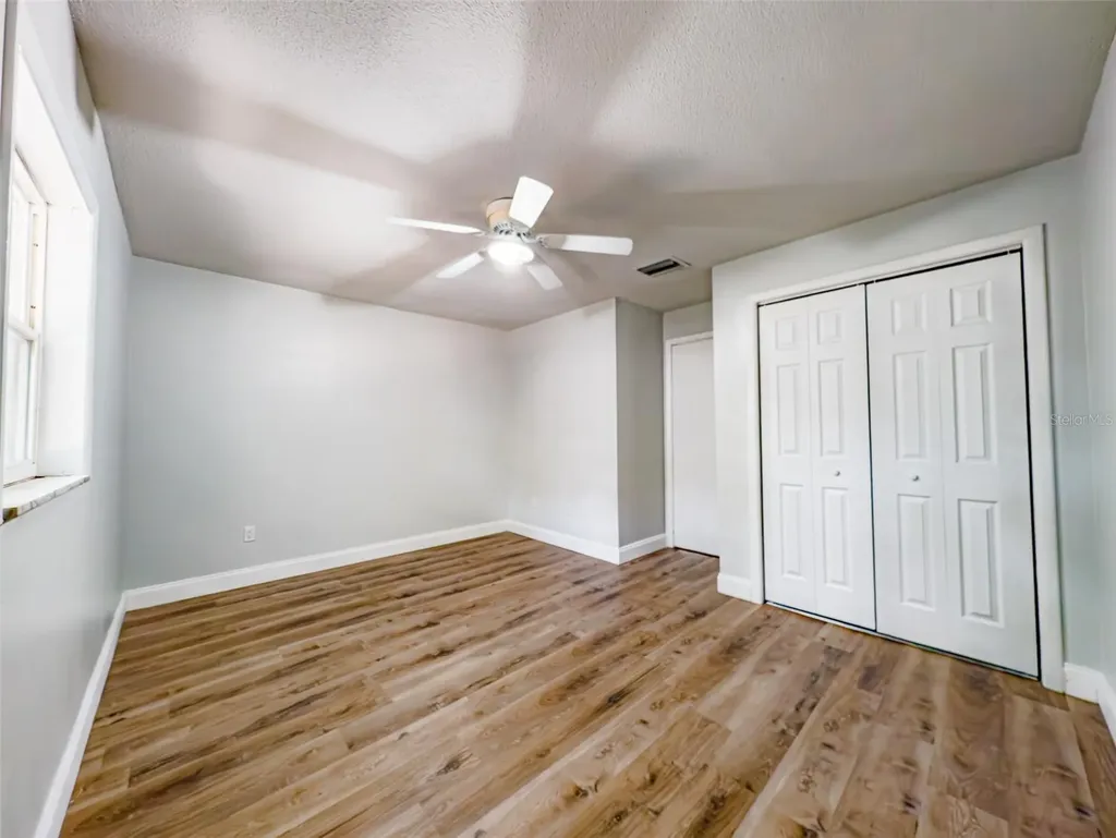 830 N Sunset Drive Mount Dora FL 32757