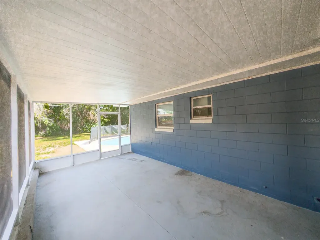 830 N Sunset Drive Mount Dora FL 32757