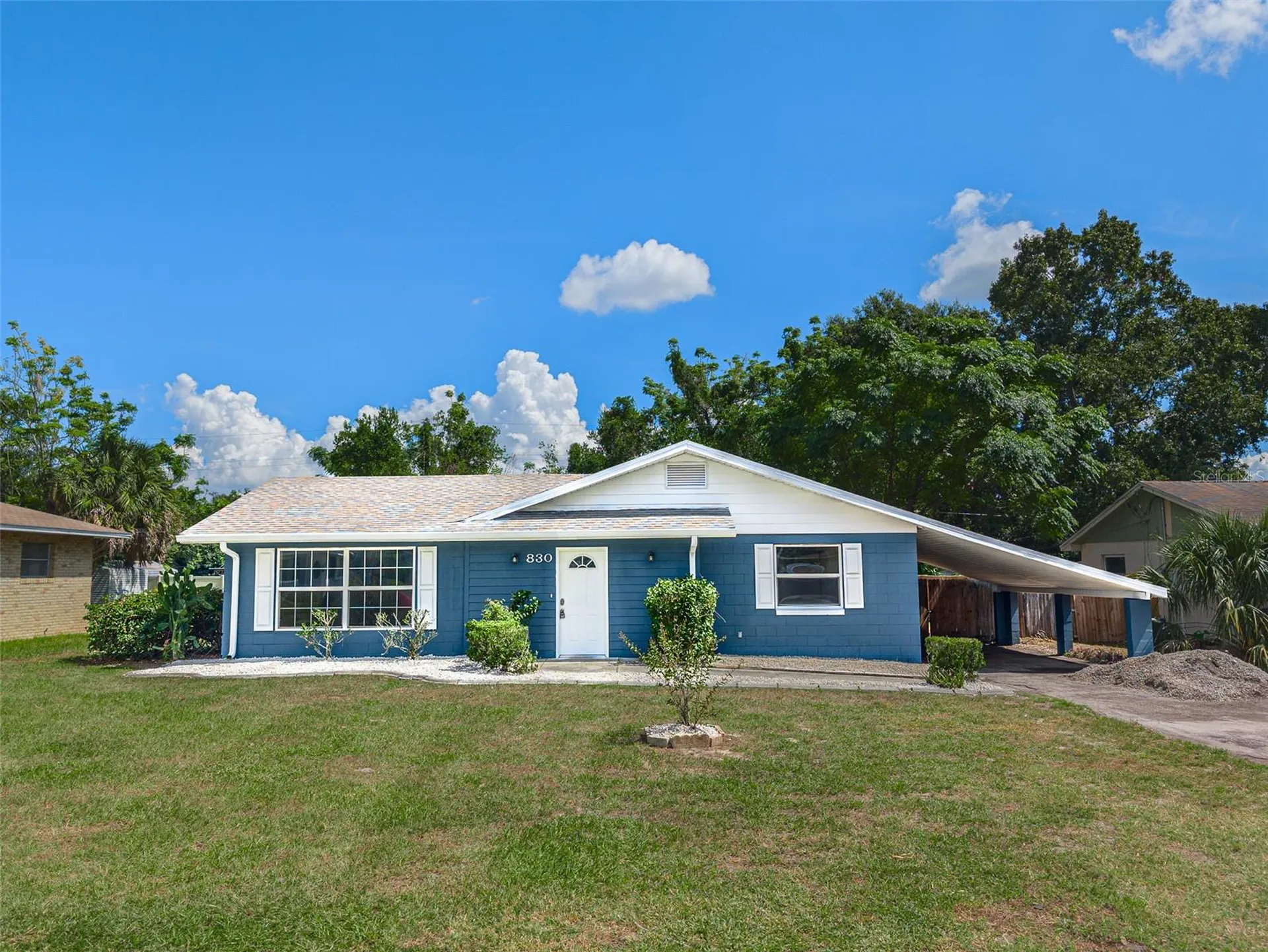 830 N Sunset Drive Mount Dora FL 32757