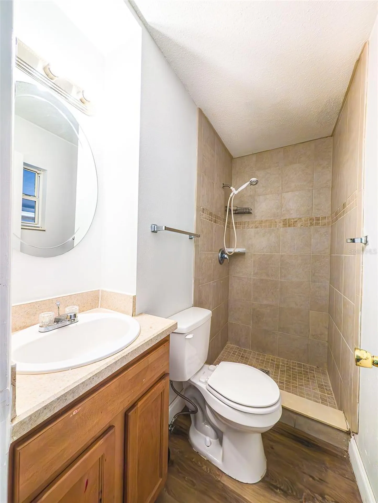 830 N Sunset Drive Mount Dora FL 32757
