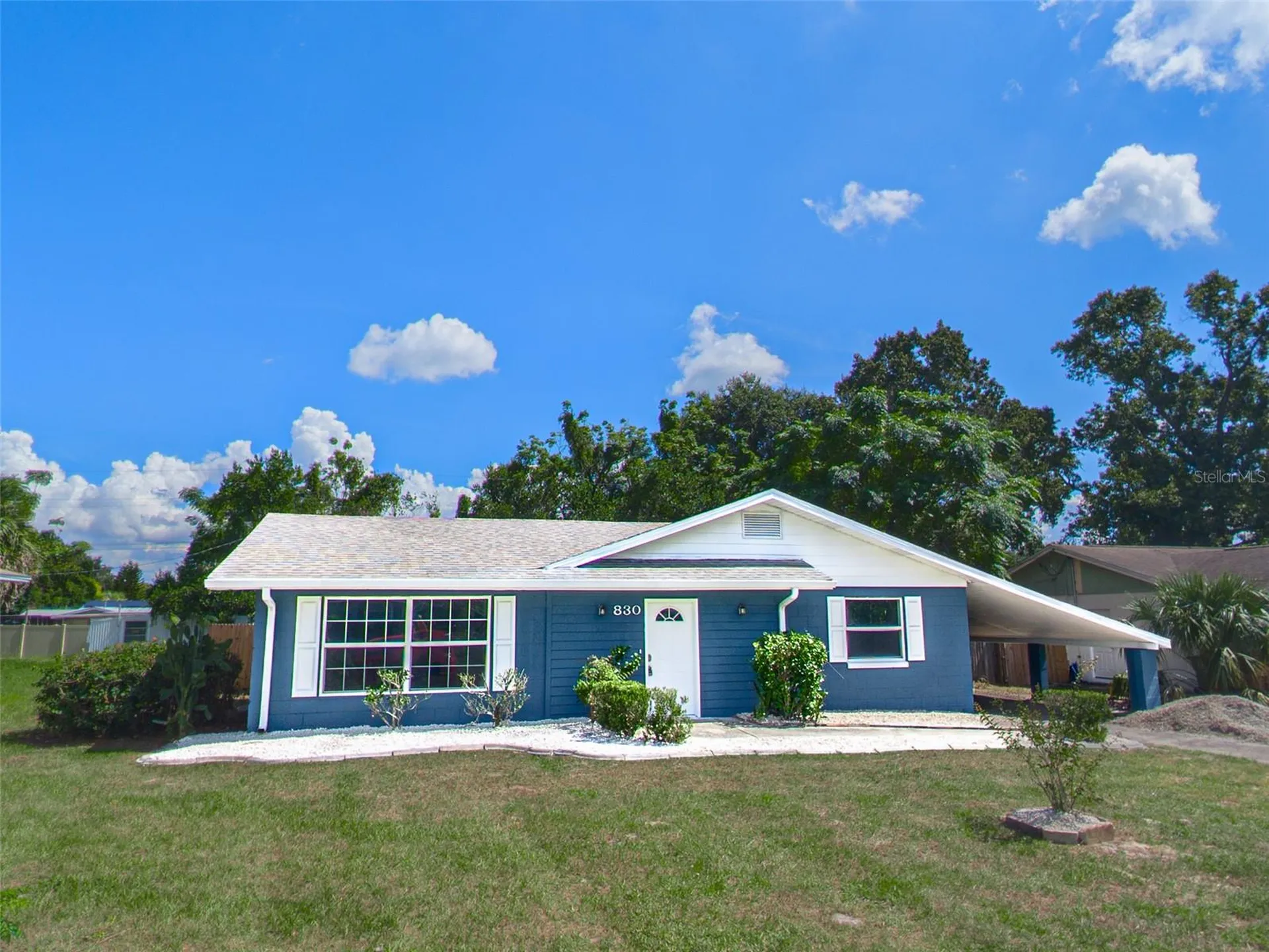 830 N Sunset Drive Mount Dora FL 32757