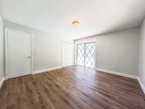 830 N Sunset Drive Mount Dora FL 32757