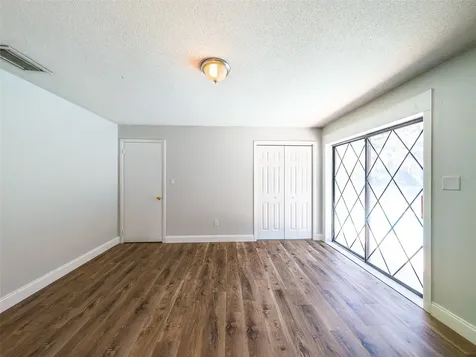 830 N Sunset Drive Mount Dora FL 32757