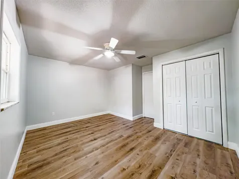 830 N Sunset Drive Mount Dora FL 32757
