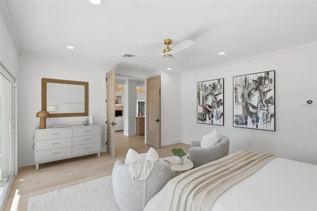 4833 Featherbed Lane Sarasota FL 34242