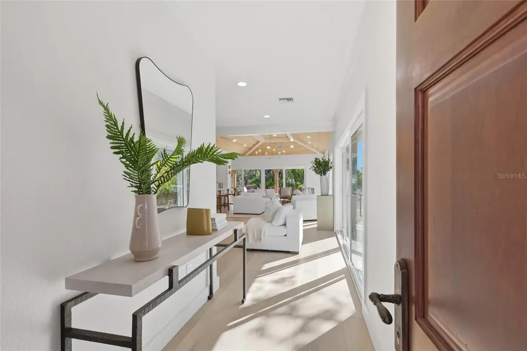 4833 Featherbed Lane Sarasota FL 34242