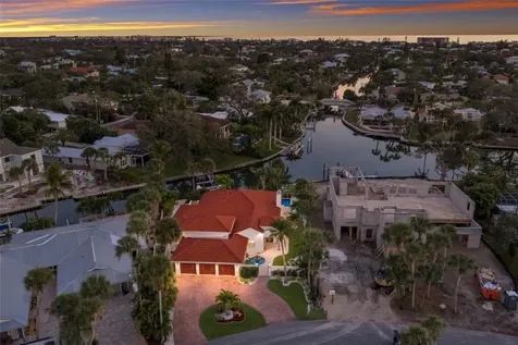 4833 Featherbed Lane Sarasota FL 34242