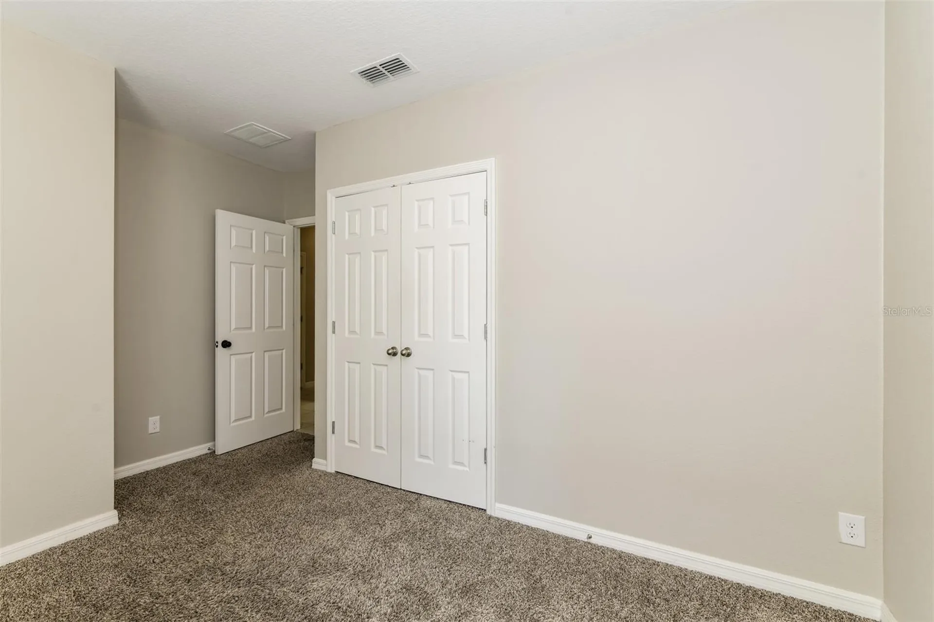 216 Whispering Pines Way Davenport FL 33837