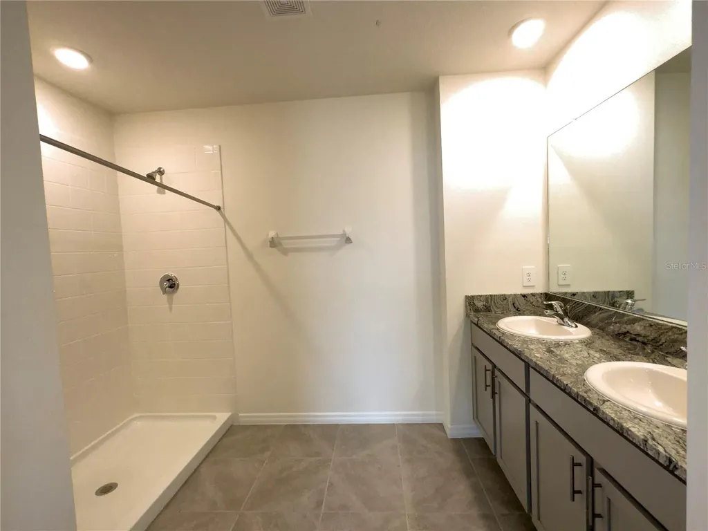3238 Hilltop Circle Bradenton FL 34211