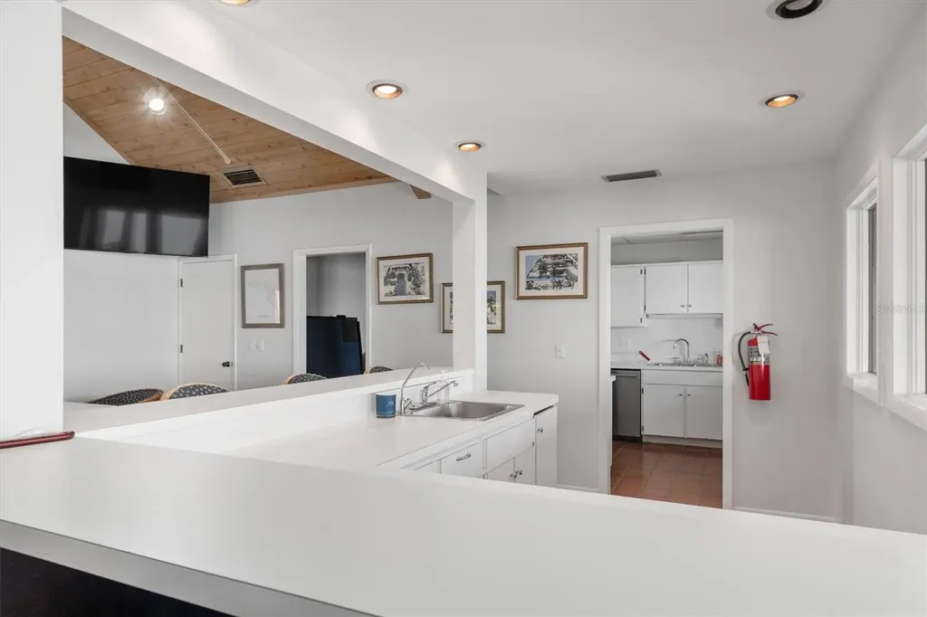 5911 Midnight Pass Road Sarasota FL 34242