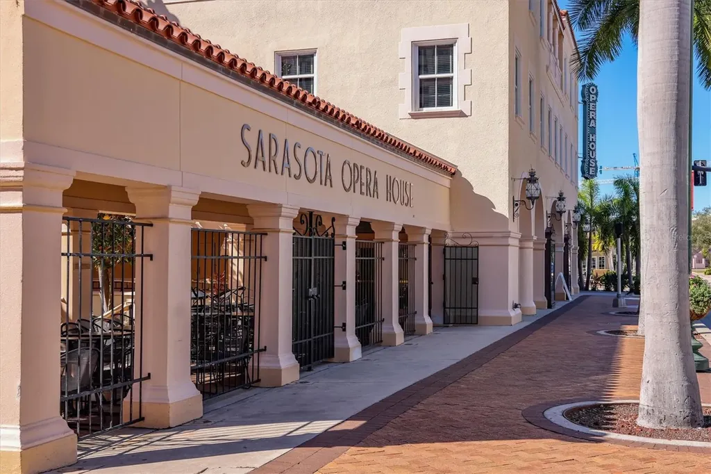 5911 Midnight Pass Road Sarasota FL 34242