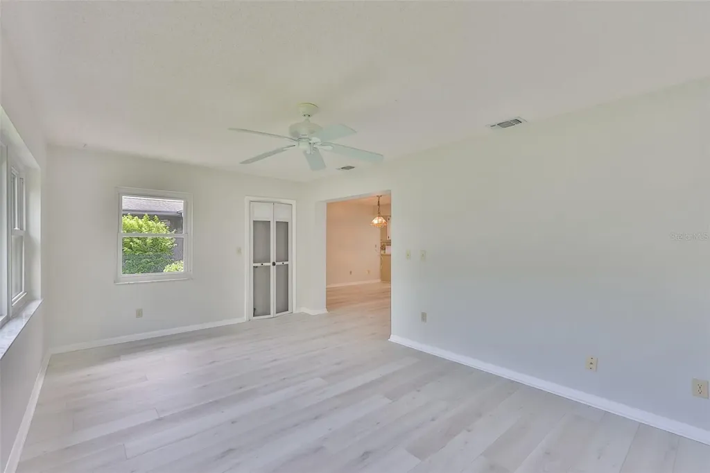 2026 Hawkhurst Circle Sun City Center FL 33573