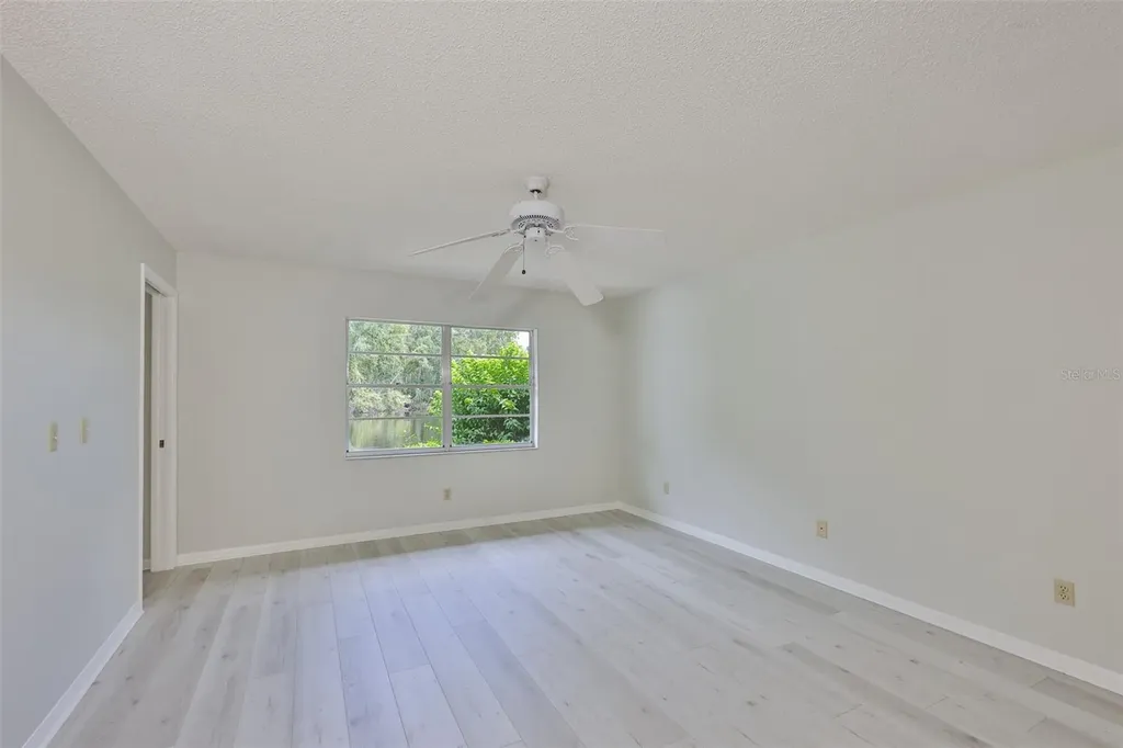 2026 Hawkhurst Circle Sun City Center FL 33573